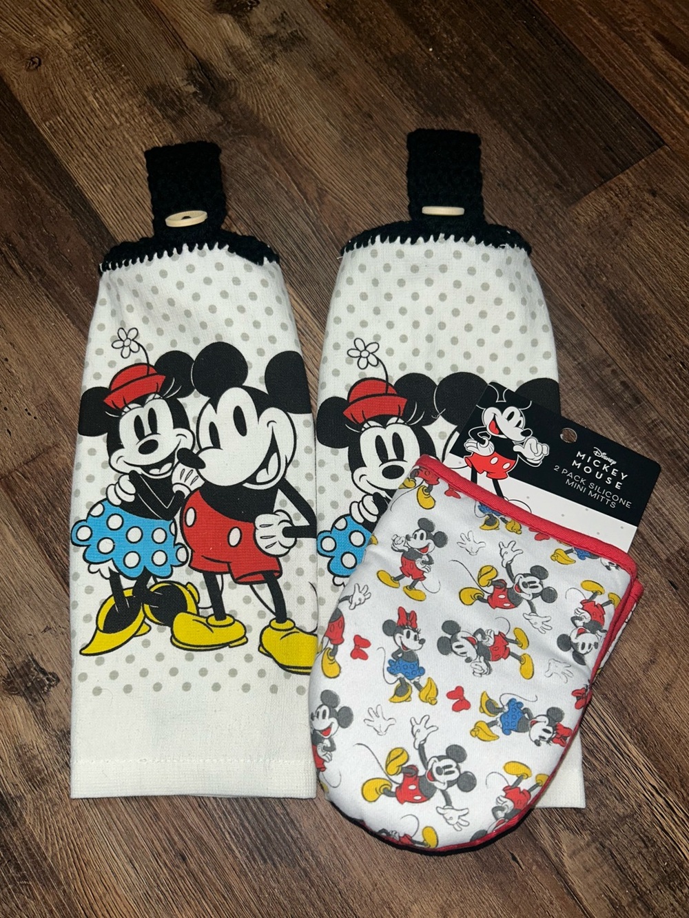 Mickey and Minnie Mouse Kitchen Set